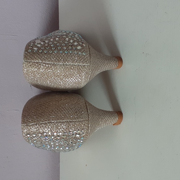 Small Rhinestoned Heels - Picture 3 of 4